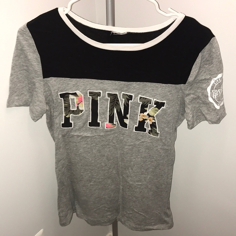 pink vs t-shirt